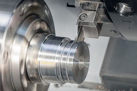 Grooving Solutions: ARNO's advanced tooling systems ensure reliable results in production
